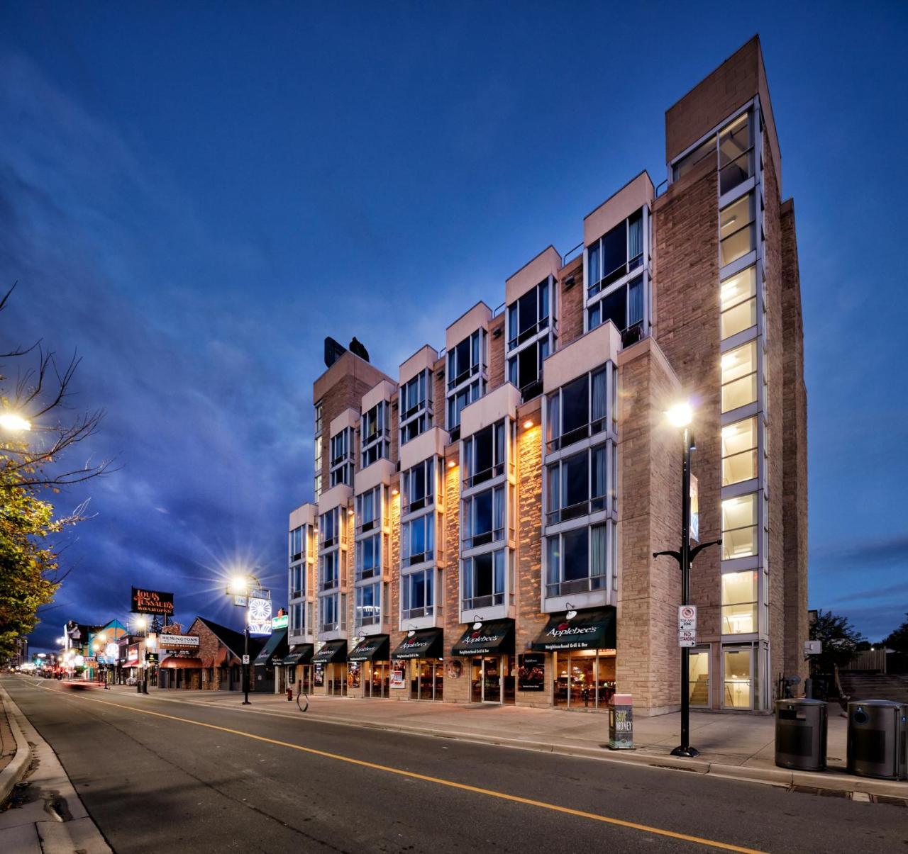 The Falls Hotel & Inn Niagara Falls Exterior photo