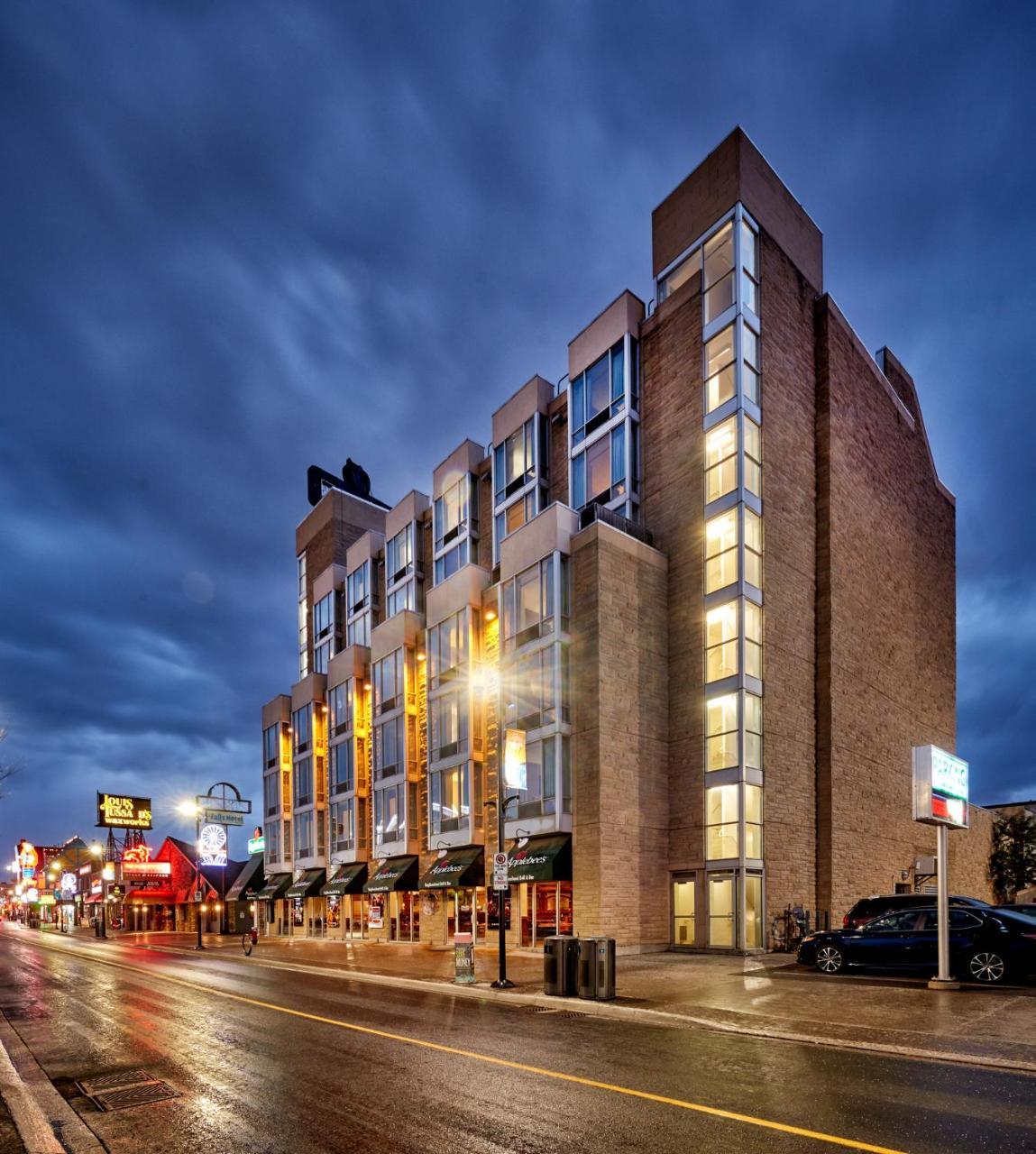 The Falls Hotel & Inn Niagara Falls Exterior photo